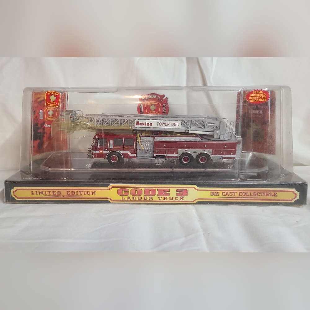 Code 3 Boston E-One Platform Ladder Tower Unit